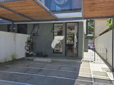 Casa com 3 Quartos à venda, 130m² no Campeche, Florianópolis
