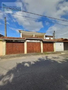 Casa com 3 Quartos para alugar, 395m² no Chácara da Galega, Pindamonhangaba