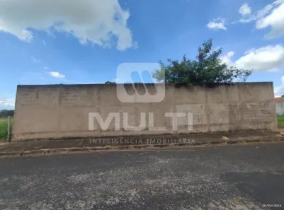 Lote/Terreno com 1 Quarto à venda, 437m² no Tibery, Uberlândia