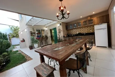 Casa de Condomínio com 4 Quartos à venda, 250m² no São Luiz, Belo Horizonte