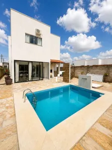 Casa de Condomínio com 5 Quartos à venda, 200m² no Verde Lar, Teresina