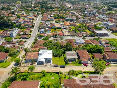 Lote/Terreno à venda, 390m² no Nova Brasília, Joinville