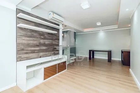 Apartamento com 2 Quartos à venda, 69m² no Passo da Areia, Porto Alegre