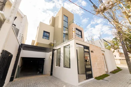 Sobrado com 3 Quartos à venda, 178m² no Guabirotuba, Curitiba