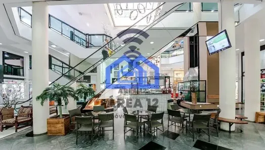 Sala Comercial à venda, 24m² no Centro, Caraguatatuba