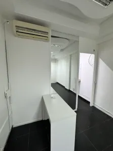 Ponto Comercial para alugar, 23m² no Asa Sul, Brasília