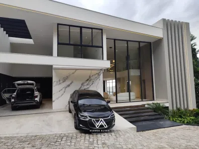 Casa de Condomínio com 4 Quartos à venda, 750m² no Charitas, Niterói