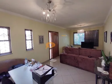 Sobrado com 5 Quartos à venda, 210m² no Vila Moinho Velho, São Paulo