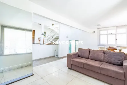 Casa com 5 Quartos à venda, 480m² no Santa Tereza, Belo Horizonte