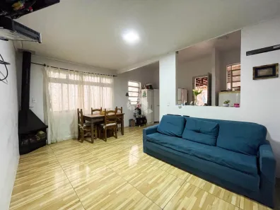 Casa com 3 Quartos à venda, 188m² no Menino Deus, Porto Alegre