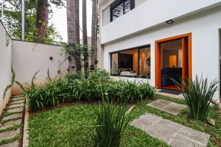 Casa com 3 Quartos à venda, 350m² no Campo Belo, São Paulo