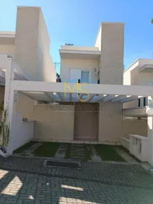 Casa com 3 Quartos para alugar, 110m² no Chácara Pavoeiro, Cotia