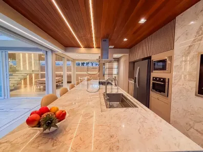 Casa de Condomínio com 3 Quartos à venda, 330m² no Esperança, Londrina