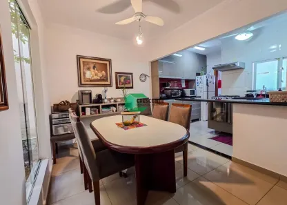 Sobrado com 3 Quartos para alugar, 142m² no Vila Guiomar, Santo André