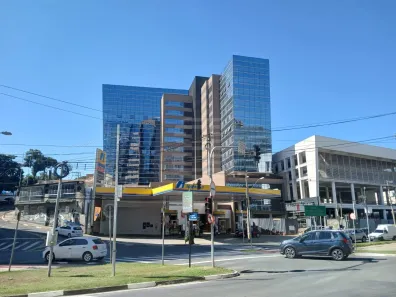 Sala Comercial para alugar, 92m² no Cambuí, Campinas