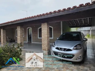Casa com 2 Quartos à venda, 131m² no Jardim Britânia, Caraguatatuba