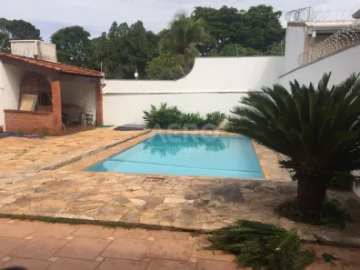 Casa com 3 Quartos para alugar, 249m² no Vila Aeroporto Bauru, Bauru