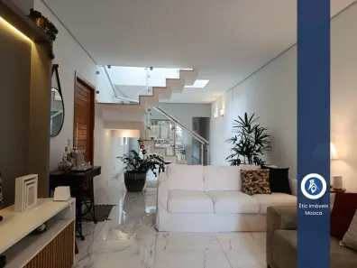 Casa com 3 Quartos à venda, 250m² no Vila Prudente, São Paulo