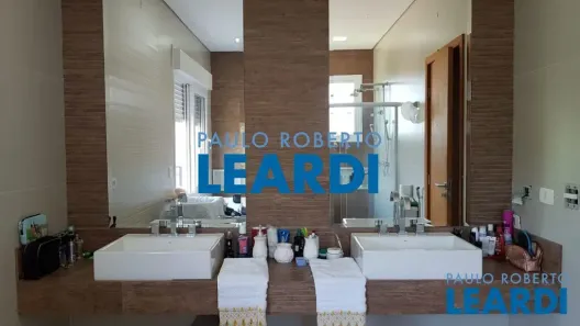 Casa de Condomínio com 4 Quartos à venda, 590m² no Alphaville, Santana de Parnaíba