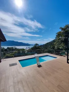 Casa de Condomínio com 3 Quartos para alugar, 300m² no Feiticeira (Cambaquara), Ilhabela