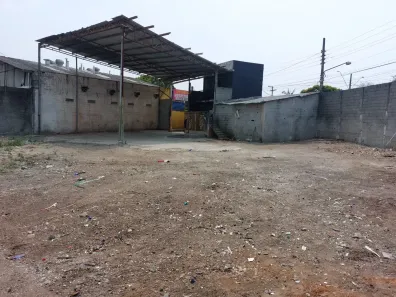 Ponto Comercial para alugar, 800m² no Vila Maria de Maggi, Suzano