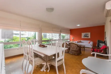 Apartamento com 4 Quartos à venda, 167m² no Moinhos de Vento, Porto Alegre