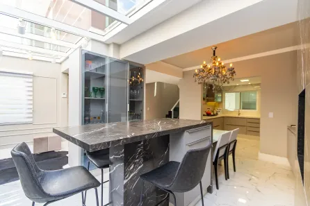 Casa de Condomínio com 3 Quartos à venda, 240m² no Uberaba, Curitiba