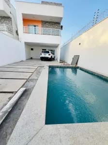 Casa com 3 Quartos para alugar, 200m² no Araçagi, São Luís