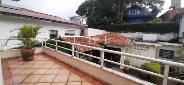 Casa com 3 Quartos à venda, 330m² no Sumaré, São Paulo