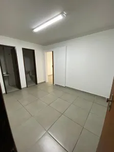 Sala Comercial para alugar, 43m² no Centro, Curitiba