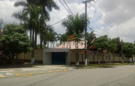 Casa com 3 Quartos para alugar, 330m² no Jardim Bandeirantes, Sorocaba
