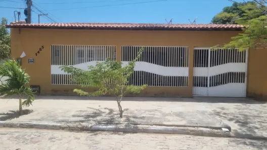 Casa com 4 Quartos à venda, 190m² no Reis Veloso, Parnaíba