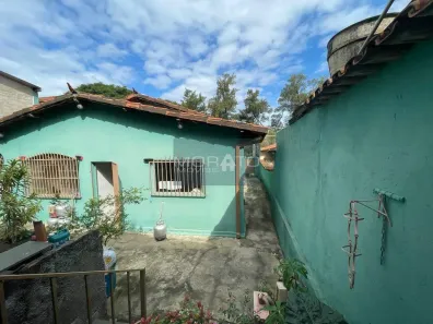 Casa com 4 Quartos à venda, 240m² no Pedra Azul, Contagem