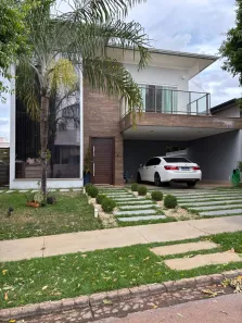 Casa de Condomínio com 3 Quartos para alugar, 200m² no Condomínio Belvedere, Cuiabá