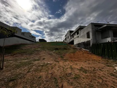 Lote/Terreno à venda, 330m² no Loteamento Terras Alpha São José dos Campos, São José dos Campos