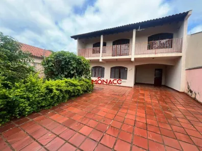 Sobrado com 4 Quartos à venda, 190m² no Industrial, Londrina
