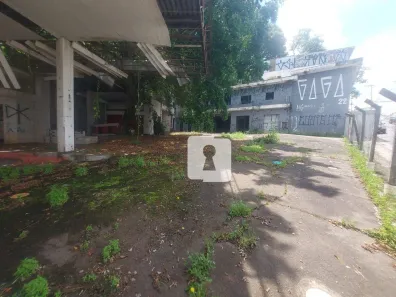 Lote/Terreno à venda, 745m² no Vila Mangalot, São Paulo