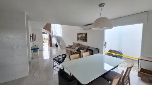 Casa com 4 Quartos para alugar, 360m² no , Paço do Lumiar