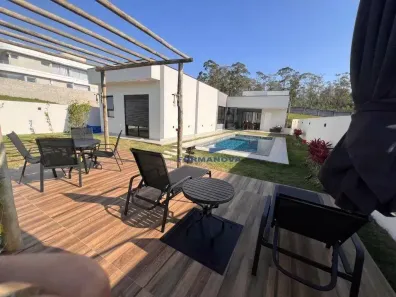 Casa de Condomínio com 4 Quartos à venda, 270m² no Jardim do Golf I, Jandira