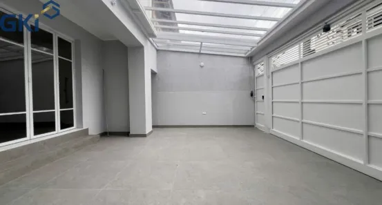 Casa com 3 Quartos à venda, 240m² no Vila Pompéia, São Paulo