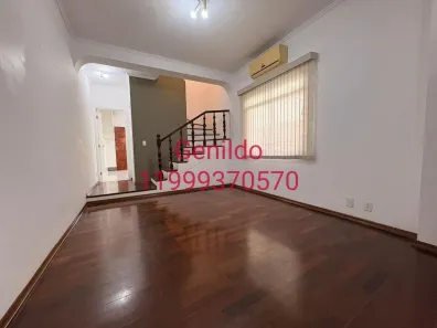 Casa de Condomínio com 3 Quartos para alugar, 190m² no Jardim Olympia, São Paulo