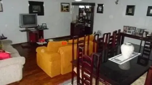 Casa com 3 Quartos à venda, 396m² no Vila Bastos, Santo André
