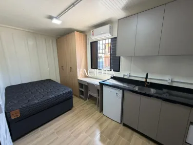 Apartamento com 1 Quarto para alugar, 15m² no Córrego Grande, Florianópolis