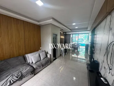 Casa com 3 Quartos para alugar, 115m² no Aclimação, Uberlândia