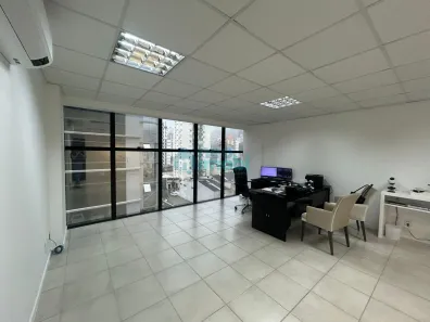 Sala Comercial à venda, 41m² no Centro, Florianópolis