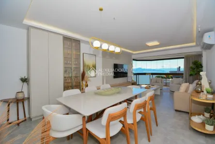 Apartamento com 3 Quartos à venda, 134m² no Agronômica, Florianópolis