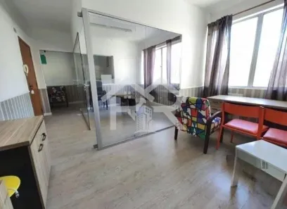 Sala Comercial à venda, 32m² no Floresta, Porto Alegre