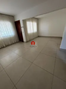 Sobrado com 3 Quartos para alugar, 105m² no Jardim Vitória, Goiânia