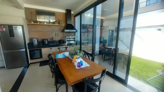 Casa de Condomínio com 3 Quartos à venda, 138m² no Loteamento Floresta, São José dos Campos
