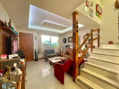 Casa de Condomínio com 3 Quartos à venda, 98m² no Cascata dos Amores, Teresópolis